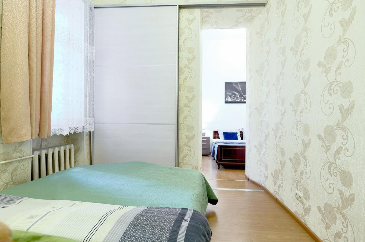 S12-58 Modern Aparthotel With Two 2Bedrooms In Central Kiev - Bessarabska Squere - Gulliver Mall - Olympic Stadium - Palace Of Sports - Saksahanskoho St, 12Б Εξωτερικό φωτογραφία
