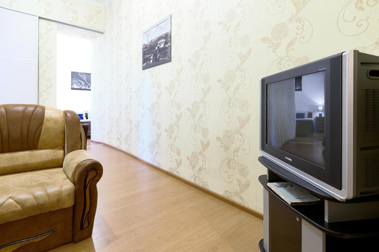 S12-58 Modern Aparthotel With Two 2Bedrooms In Central Kiev - Bessarabska Squere - Gulliver Mall - Olympic Stadium - Palace Of Sports - Saksahanskoho St, 12Б Εξωτερικό φωτογραφία
